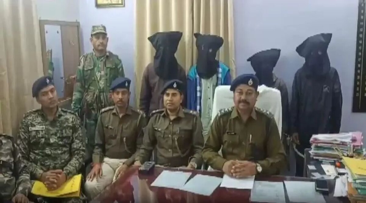 Jharkhand : ससुराल में जीजा ने बहन पर हाथ उठाया तो नाराज साले ने हत्या कर लाश जमीन में दफनाई, जानें क्यों डबल मर्डर हुआ? Jharkhand : झारखंड में डबल मर्डर के आरोपी गिरफ्तार