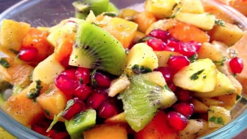 अमेरिका में महिला की सलाद में निकली इंसान की उंगली, महिला को आया पैनिक अटैक अमेरिका में महिला की सलाद में निकली इंसान की उंगली, महिला को आया पैनिक अटैक