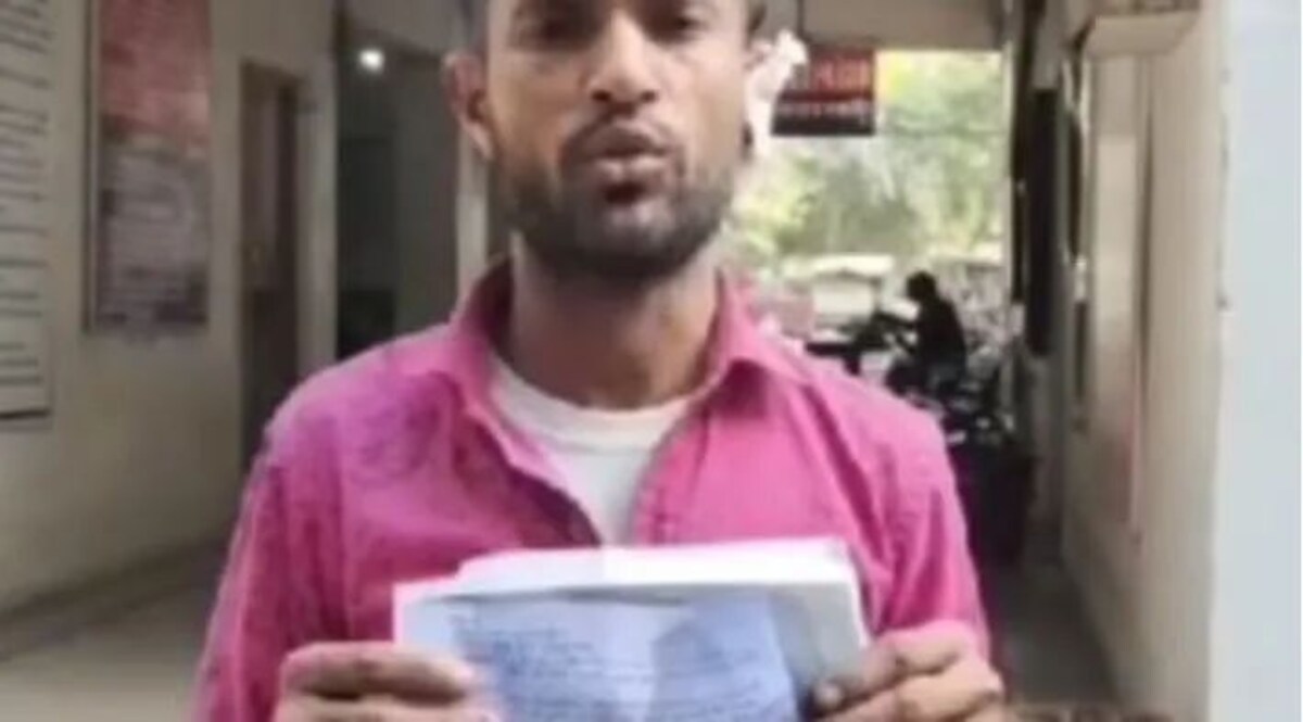 उधार की रकम को लेकर हुए झगड़ा में दोस्त ने दातों से काट लिया दोस्त का कान कानपुर का मिलन गुप्ता जिसने उधार की रकम देने के इनकार किया तो उसका दोस्त कान काट कर ले गया