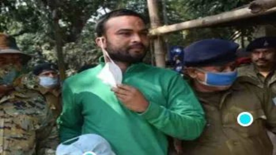 धनबाद जेल के अंदर गैंगस्टर अमन सिंह के सीने में 6 गोलियां मारी, सुरक्षा-व्यवस्था की धज्जियां उड़ी धनबाद जेल के अंदर गैंगस्टर अमन सिंह के सीने में 6 गोलियां मारी, सुरक्षा-व्यवस्था की धज्जियां उड़ी