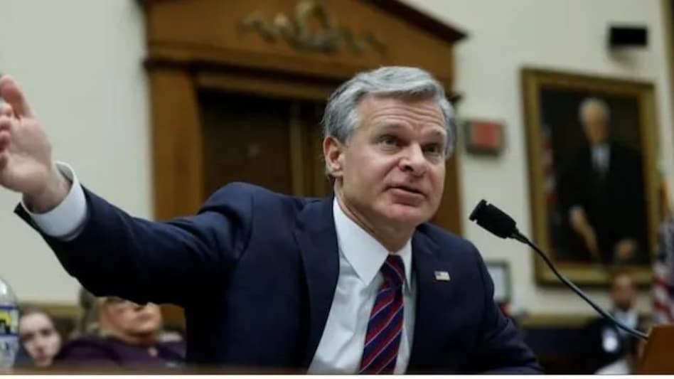 12 साल बाद भारत क्यों आए एफबीआई डायरेक्टर, दिल्ली में सीबीआई प्रमुख से मुलाकात में क्या बात हुई? 12 साल बाद भारत क्यों आए एफबीआई डायरेक्टर, दिल्ली में सीबीआई प्रमुख से मुलाकात में क्या बात हुई?