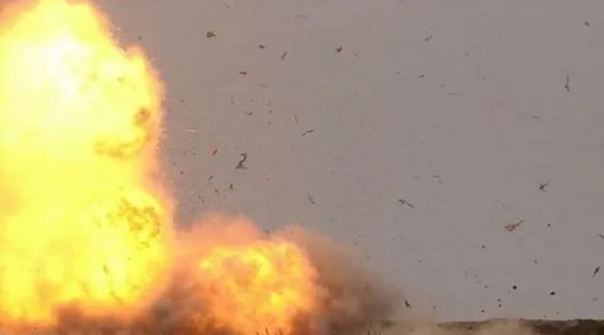 पाकिस्तान के खैबर पख्तूनख्वा में पुलिस स्टेशन पर सुसाइड अटैक, 24 लोगों की मौत प्रतिकात्मक तस्वीर