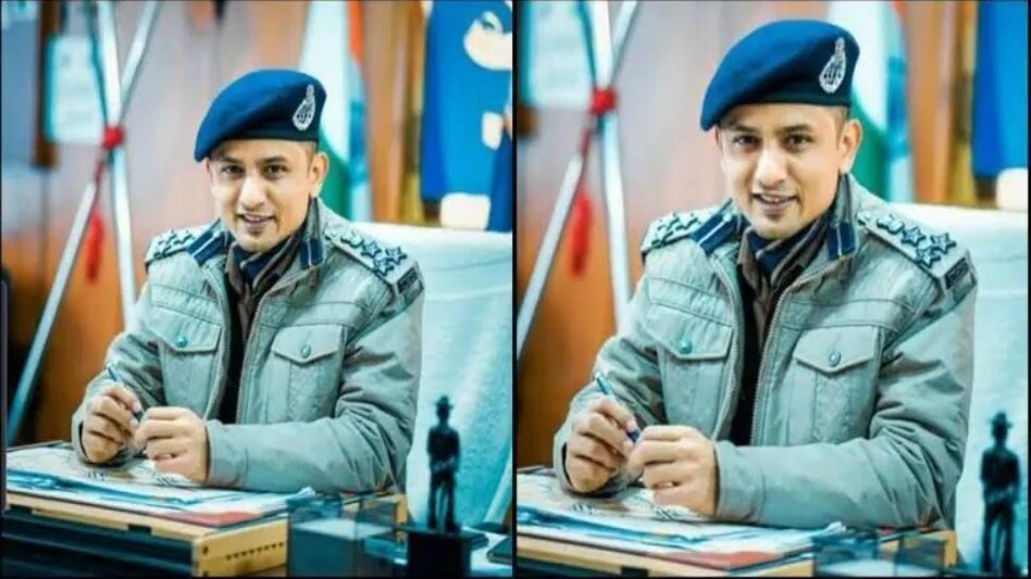 देश के सबसे कम उम्र IG बने अरुण मोहन जोशी, 23 साल में बन गए थे IPS देश के सबसे कम उम्र IG बने अरुण मोहन जोशी, 23 साल में बन गए थे IPS