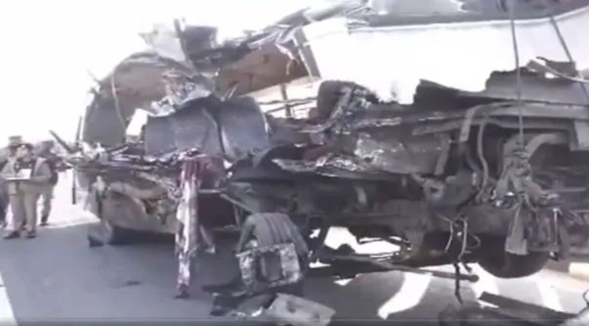 Video : असम में 14 लोगों की मौत, भीषण सड़क हादसे में कई घायलों की हालत नाजुक Assam Road Accident