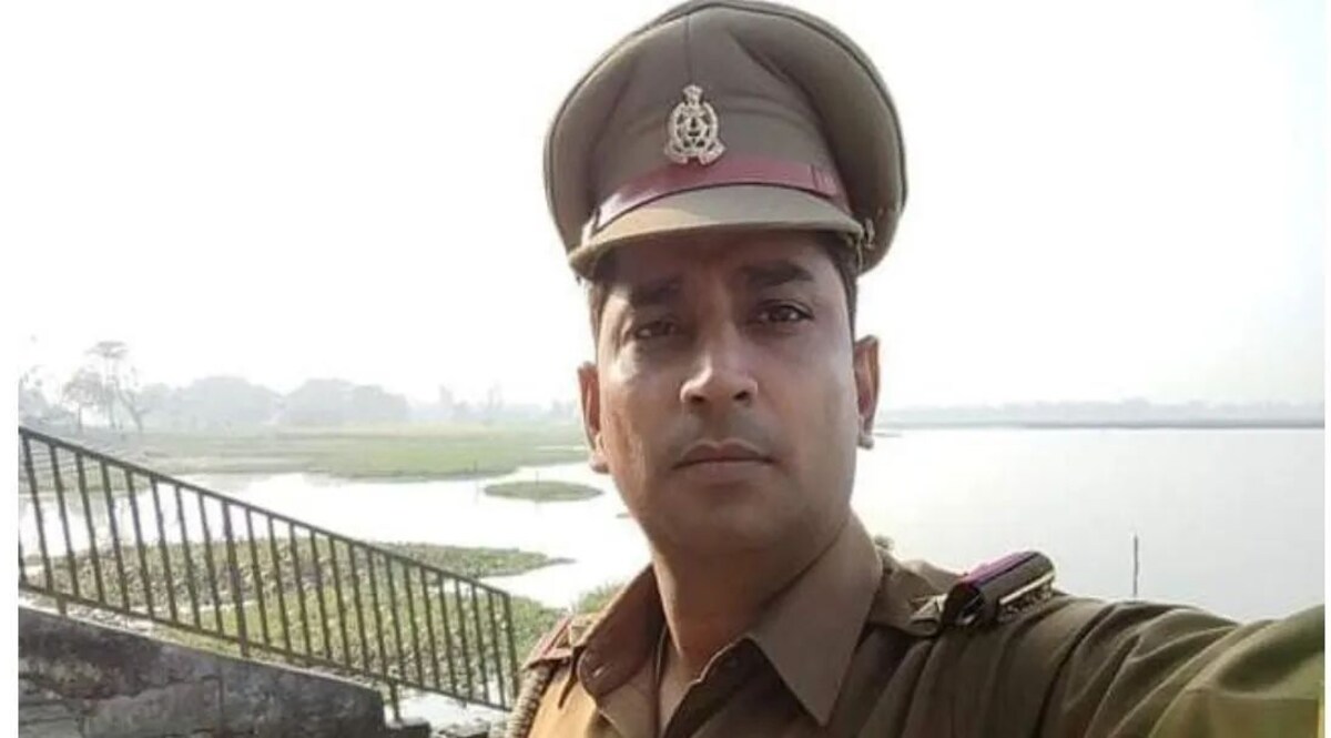 UP : 5 साल तक इस दरोगा ने लड़की से किया रेप, जमीन विवाद सुलझाने आया और फिर अश्लील फोटो से करने लगा ब्लैकमेल UP News : आरोपी दरोगा