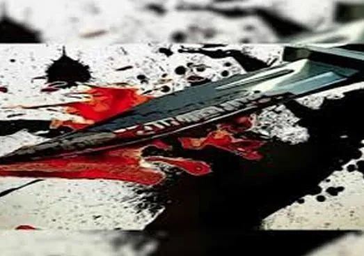 यूुपी के देवरिया में महिला की गला रेतकर हत्या, स्कूटी सवार युवती को पकड़ा और सरेआम काट दिया गला यूुपी के देवरिया में महिला की गला रेतकर हत्या, स्कूटी सवार युवती को पकड़ा और सरेआम काट दिया गला