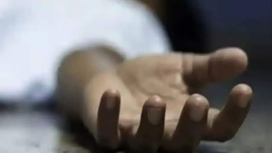 अमेठी में एसडीएम के अर्दली का कत्ल, जमीन के लिए हत्या, कत्ल के इल्जाम में बेटा और दामाद गिरफ्तार अमेठी में एसडीएम के अर्दली का कत्ल, जमीन के लिए हत्या, कत्ल के इल्जाम में बेटा और दामाद गिरफ्तार