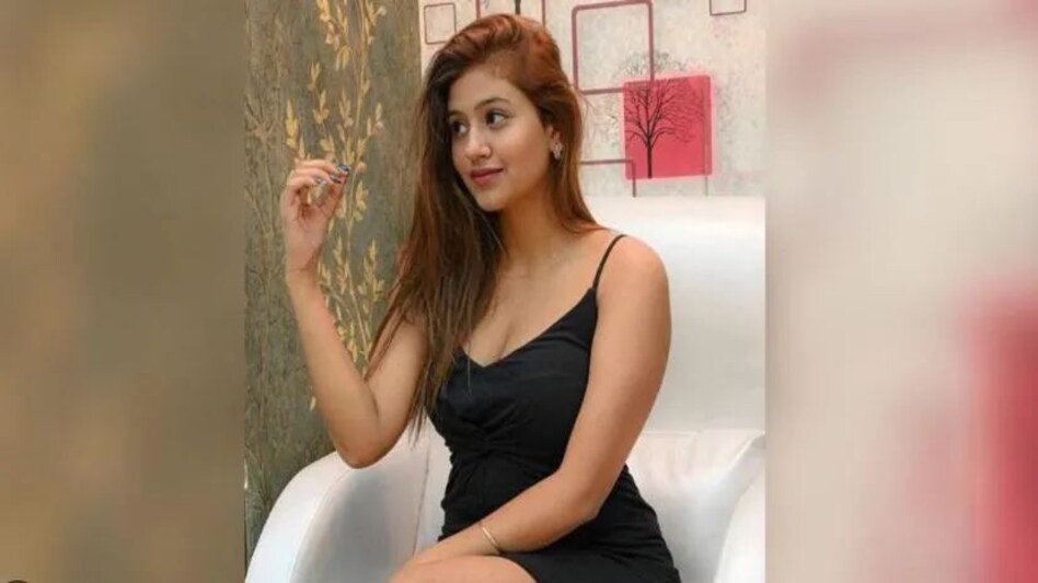 न्यूड एमएमएस लीक मामले में कच्चा बादाम गर्ल ने लिया एक्शन, अंजलि अरोड़ा ने दर्ज कराई FIR न्यूड एमएमएस लीक मामले में कच्चा बादाम गर्ल ने लिया एक्शन, अंजलि अरोड़ा ने दर्ज कराई FIR