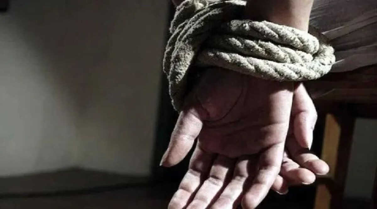 कारोबार हुआ घाटा, बढ़ा कर्ज तो नोएडा से उद्योगपति हो गया गुमशुदा, जांच में खुला ये चौंकाने वाला राज़ जांच में जुटी पुलिस