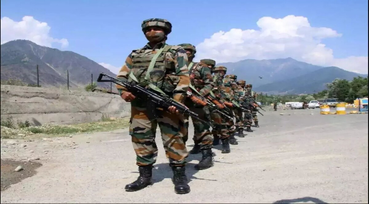 असम राइफल्स के जवान ने अपने 6 साथियों पर की फायरिंग, फिर खुद को गोली मारकर सुसाइड किया Crime Tak
