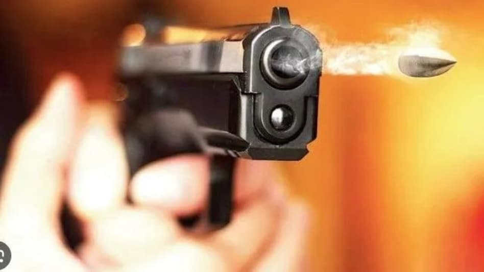 गैंग्स ऑफ पंजाब में Gangwar की इनसाइड स्टोरी, इसलिए एक दूसरे के खून के प्यासे हैं लॉरेंस और बंबीहा गैंग गैंग्स ऑफ पंजाब में Gangwar की इनसाइड स्टोरी, इसलिए एक दूसरे के खून के प्यासे हैं लॉरेंस और बंबीहा ...