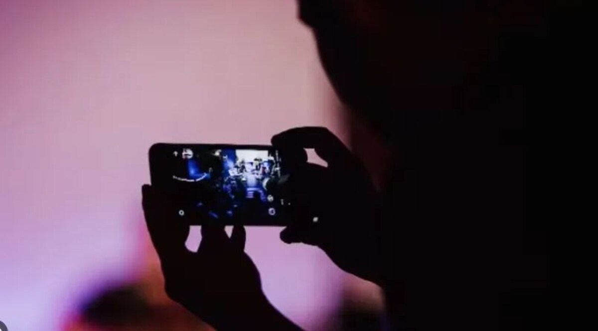 नागपुर एक्सपो के बाथरुम में टीचर ने लगाया कैमरा, बाथरुम में बनाया युवतियों का न्यूड वीडियो, आरोपी शिक्षक गिरफ्तार जांच में जुटी पुलिस