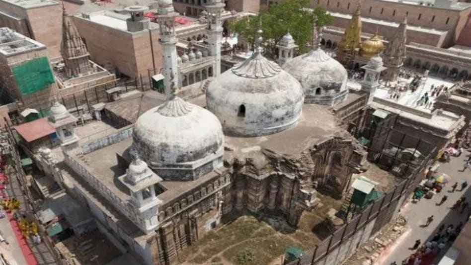 ज्ञानवापी के अलावा इन-इन जगहों पर भी हो रहा है बवाल, इतने धर्मस्थल हैं विवादित! ज्ञानवापी के अलावा इन-इन जगहों पर भी हो रहा है बवाल, इतने धर्मस्थल हैं विवादित!