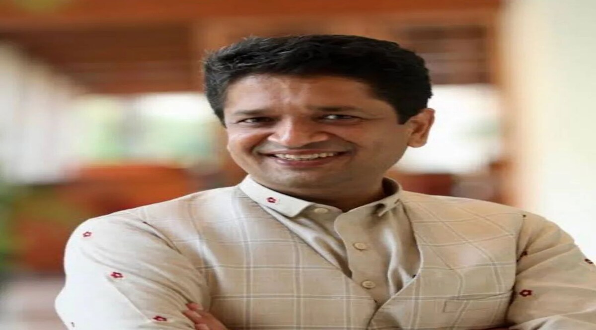 जिसने संसद की लाइब्रेरी का वास्तुदोष दूर किया, अब पुलिस ने उसका 'वास्तुदोष' ठीक किया, जालसाजी केस में हुई गिरफ्तारी Khusdeep Bansal Arrested