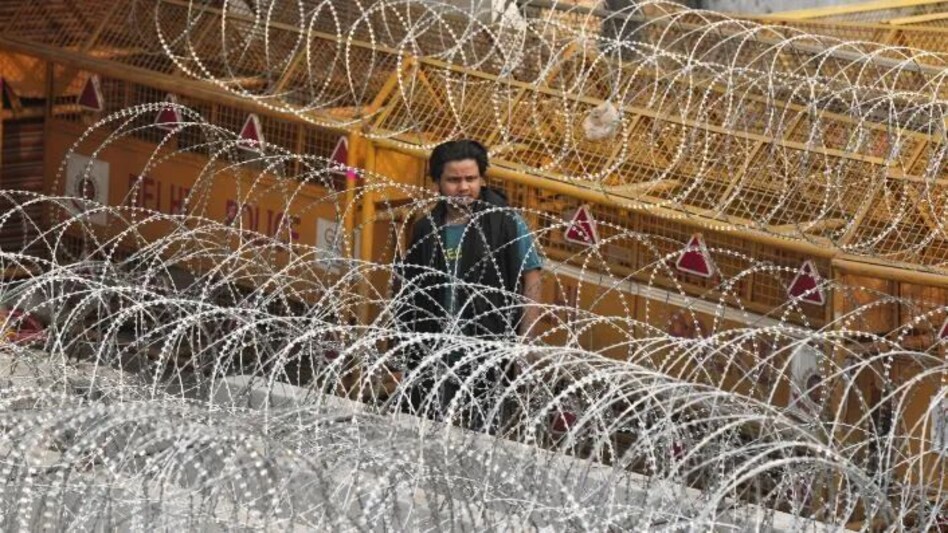 20 हजार किसान, 2500 ट्रैक्टर्स के साथ दिल्ली पहुँचने की फिराक में, ये है पुलिस की एडवायजरी 20 हजार किसान, 2500 ट्रैक्टर्स के साथ दिल्ली पहुँचने की फिराक में, ये है पुलिस की एडवायजरी