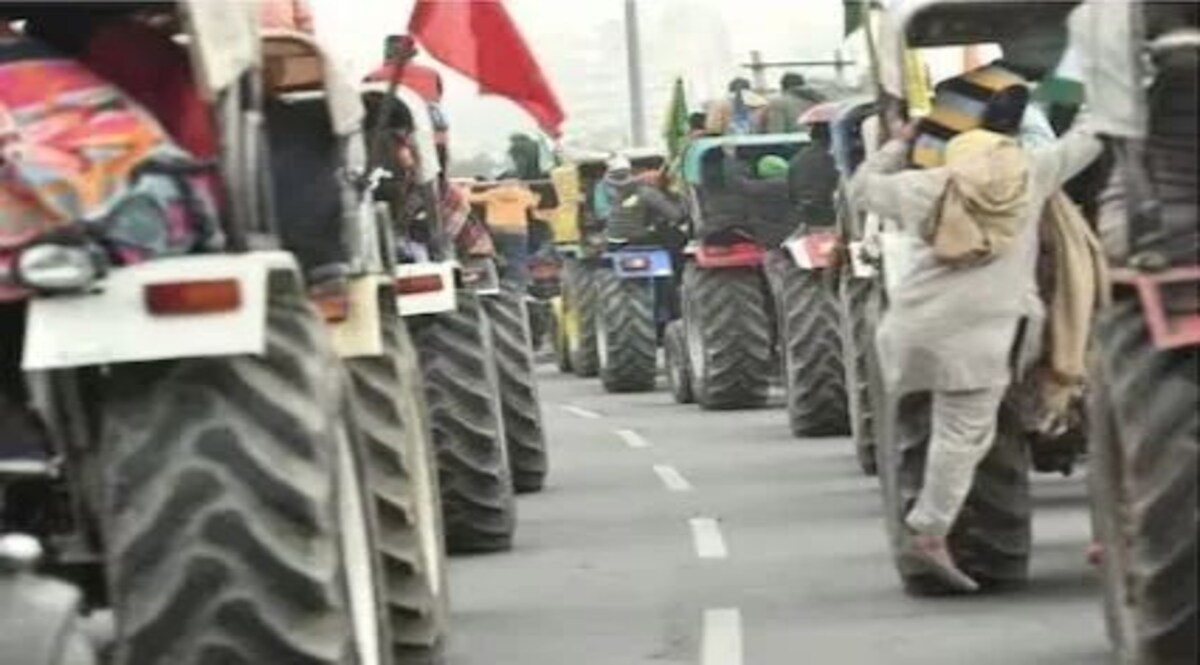 Farmers Protest: दिल्ली के सारे बॉर्डर हो गए सील, इंटरनेट SMS सर्विस बंद, NCR में रहने वालों का इम्तिहान किसानों का दिल्ली कूच, 2500 ट्रैक्टर के साथ दिल्ली आने की तैयारी