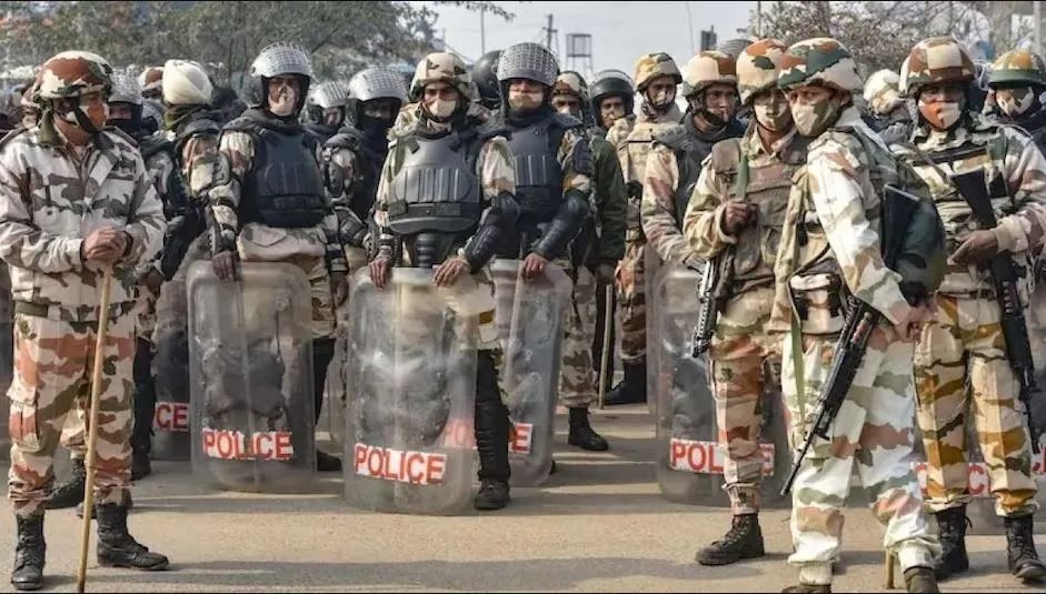 Farmer Protest : सिंघु बॉर्डर से हरियाणा में प्रवेश बंद, सोनीपत पुलिस ने जारी की ट्रैफिक एडवाइजरी Singhu border Sonipat police