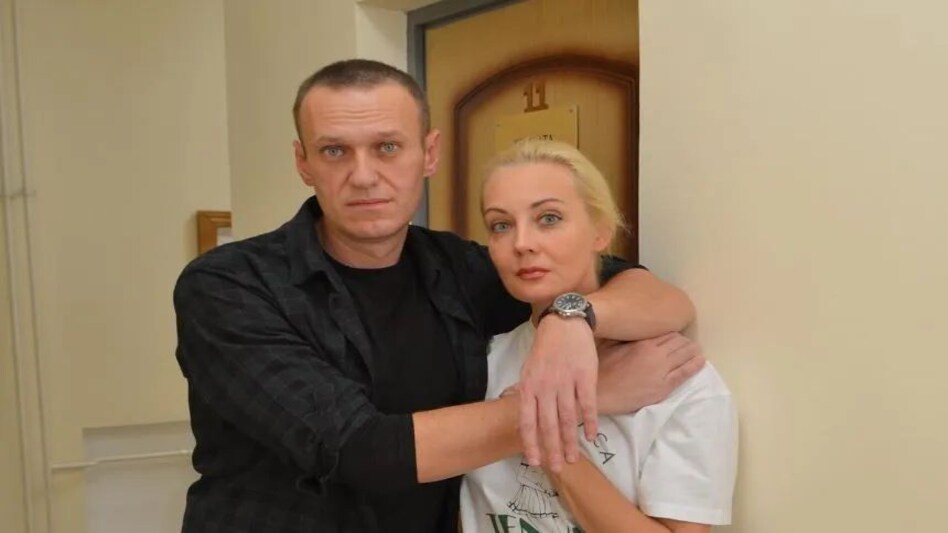 व्लादिमीर पुतिन को एक विधवा की धमकी, "जो किया उसकी कीमत चुकानी चुकानी पड़ेगी" व्लादिमीर पुतिन को एक विधवा की धमकी, "जो किया उसकी कीमत चुकानी चुकानी पड़ेगी"