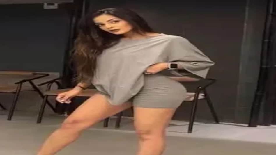 Model Tania Singh Suicide Case: मॉडल तानिया के बेहद करीब थे IPL क्रिकेटर अभिषेक? जल्द होगी पूछताछ Model Tania Singh Suicide Case: मॉडल तानिया के बेहद करीब थे IPL क्रिकेटर अभिषेक? जल्द होगी पूछताछ