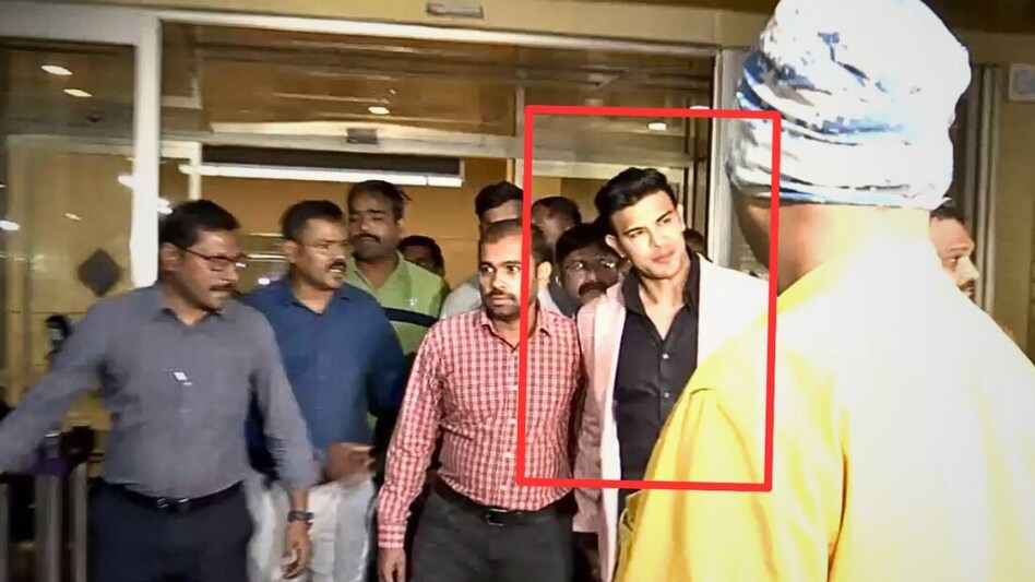 अय्याशी करने के लिए मशहूर एक्टर साहिल खान 15000 करोड़ के फ्रॉड मामले में अरेस्ट, क्या अय्याशी के लिए पैसा यहीं से आता था? अय्याशी करने के लिए मशहूर एक्टर साहिल खान 15000 करोड़ के फ्रॉड मामले में अरेस्ट