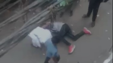 दिल्ली के जाफराबाद में कैमरे पर कत्ल, Delhi Police पर खड़े हुए गंभीर सवाल, सामने आई सीसीटीवी फुटेज CrimeTak