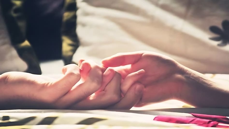 जीजा के इश्क में दीवानी हुई साली, मथुरा से भागकर दोनों आए नोएडा, जीजा-साली ने जहर खाकर दे दी जान जीजा के इश्क में दीवानी हुई साली, मथुरा से भागकर दोनों आए नोएडा, जीजा-साली ने जहर खाकर दे दी जान