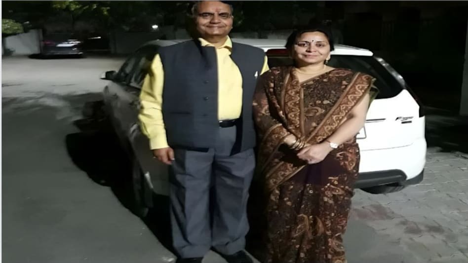 रिटायर्ड IAS की पत्नी को मारकर लटकाया, लूट के बाद हत्या, पति गोल्फ खेलने गए थे रिटायर्ड IAS की पत्नी को मारकर लटकाया, लूट के बाद हत्या, पति गोल्फ खेलने गए थे