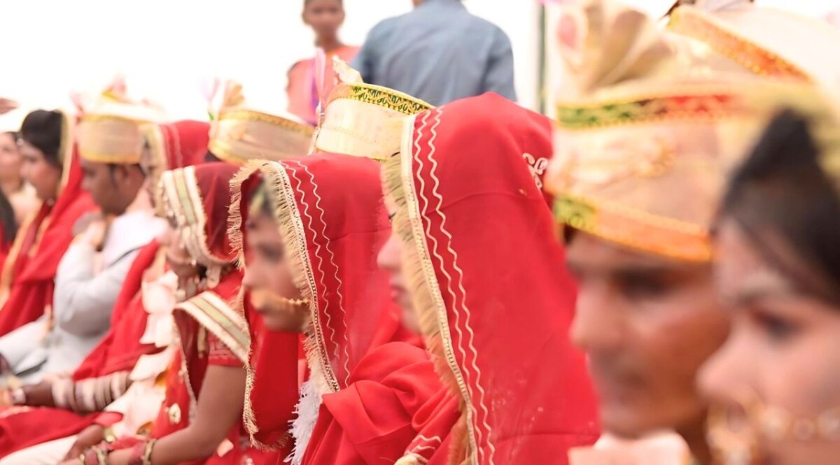 सामूहिक विवाह करने वाले 113 कपल को लगाया 24 लाख का चूना, रजिस्ट्रेशन के बाद आरोपी ने की ऐसी हरकत CrimeTak