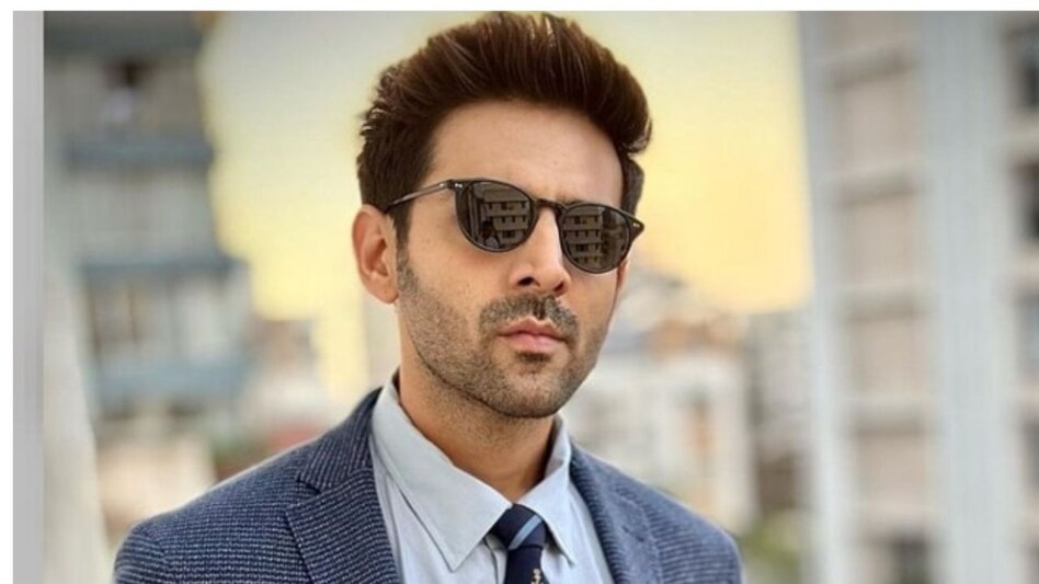 मैं तुम्हें कार्तिक आर्यन से मिलवाऊंगा..', Kartik Aaryan के नाम पर हुई फीमेल फैन के साथ ठगी, लगाया ऐसा चूना की सब दंग रह गए मैं तुम्हें कार्तिक आर्यन से मिलवाऊंगा..', Kartik Aaryan के नाम पर हुई फीमेल फैन के साथ ठगी, लगाया ऐसा चूना की सब दंग रह गए