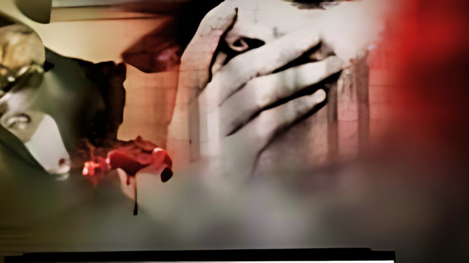 पत्नी के साथ रेप करता था दबंग साढ़ू, पति ने ली खौफनाक कसम, 12 साल बाद लिया बलात्कार का बदला पत्नी के साथ रेप करता था दबंग साढ़ू, पति ने ली खौफनाक कसम, 12 साल बाद लिया बलात्कार का बदला