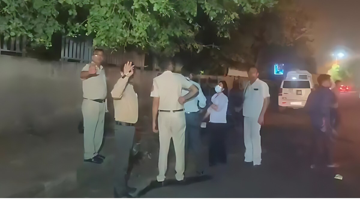 DCP Office के पास कारोबारी का Murder, बीच रास्ते में चाकू से गोदकर मार डाला, BIKE से हुई मरने वाले की पहचान CrimeTak