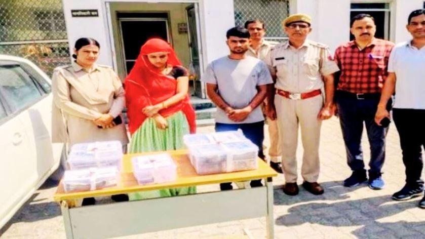 'संस्कारी' चोरनी जिसने पहले 1 लाख रुपये मंदिर में दान किये, फिर चोरी के 90 लाख से की मनाली में अय्याशी CrimeTak