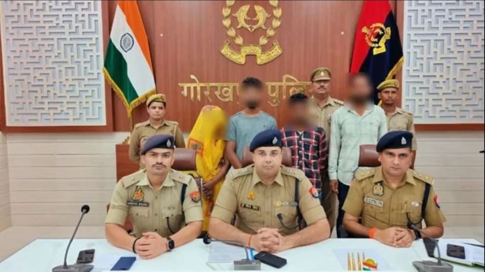 भांजे पर मामी का आया दिल, पूर्व प्रेमी प्राइवेट VIDEO बनाकर करने लगा ब्लैकमेल,चेन्नई से गोरखपुर बुलाकर करा दी हत्या, ऐसे हुआ खुलासा भांजे पर मामी का आया दिल, पूर्व प्रेमी प्राइवेट VIDEO बनाकर करने लगा ब्लैकमेल,चेन्नई से गोरखपुर बुलाकर करा दी हत्या, ऐसे हुआ खुलासा