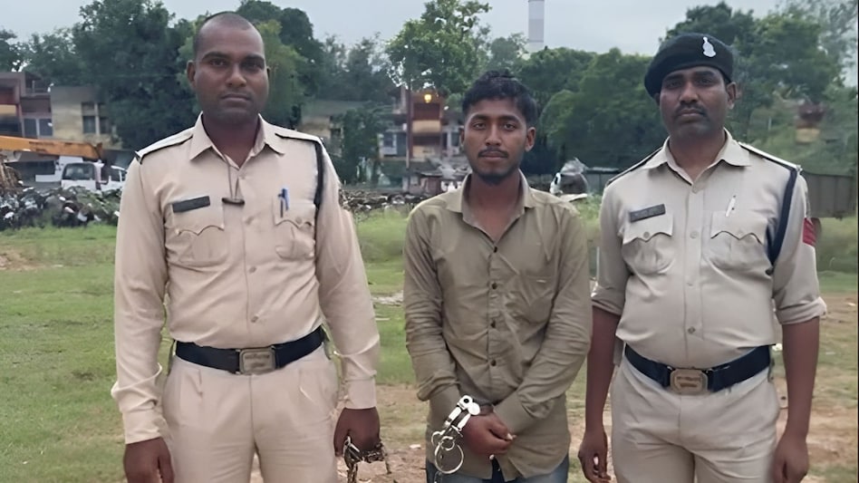 बॉयफ्रेंड को मार लाश के किए 17 टुकड़े, सऊदी अरब से मिलने छत्तीसगढ़ बुलाया था, कोरबा की ANIMAL गर्लफ्रेंड बॉयफ्रेंड को मार लाश के किए 17 टुकड़े, सऊदी अरब से मिलने छत्तीसगढ़ बुलाया था, कोरबा की ANIMAL गर्लफ्रेंड