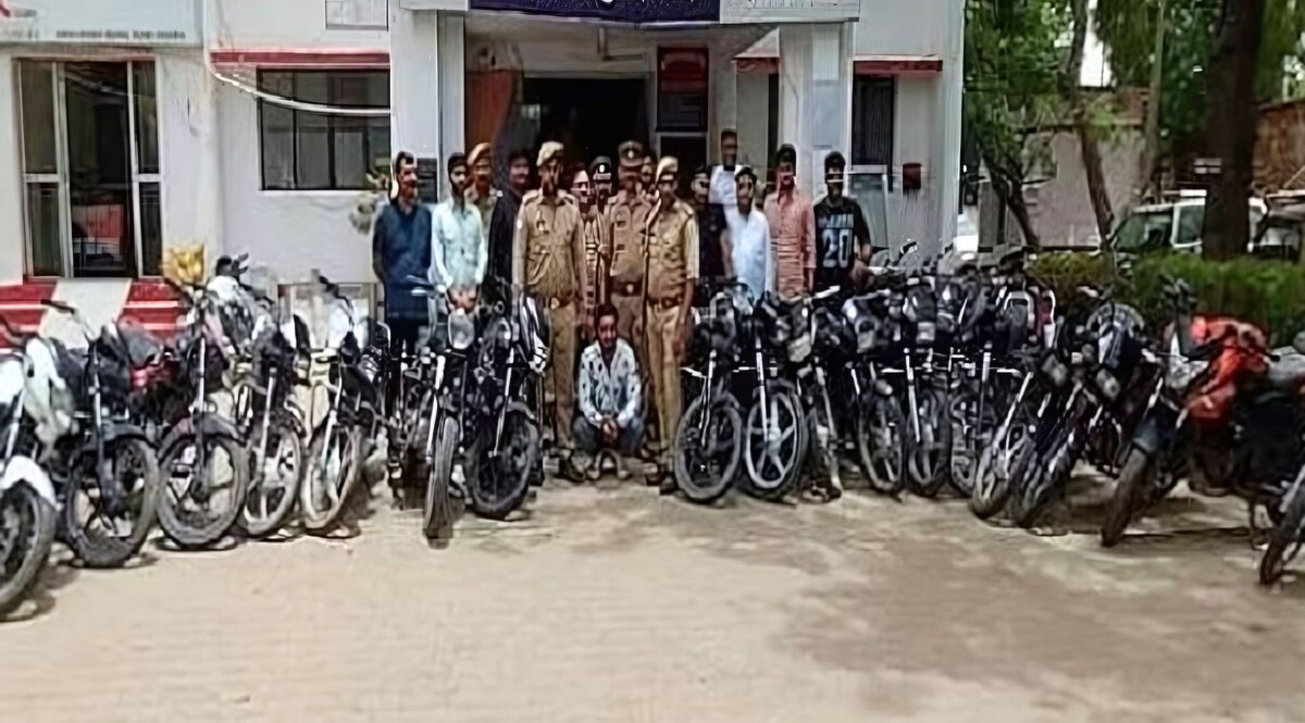 'तेरे पास बाइक नहीं...', कहकर Girlfriend ने किया Breakup तो प्रेमी बन गया बाइक चोर, लगा दी गाड़ियों की लाइन CrimeTak