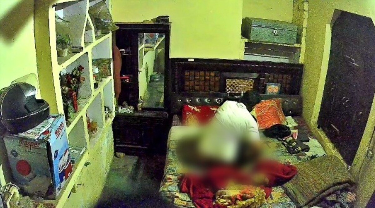 नाबालिगों संग अननेचुरल सेक्स, वीडियो बनाकर करता था ब्लैकमेल, सीसीटीवी में कैद हुईं हरकतें, मचा बवाल CrimeTak