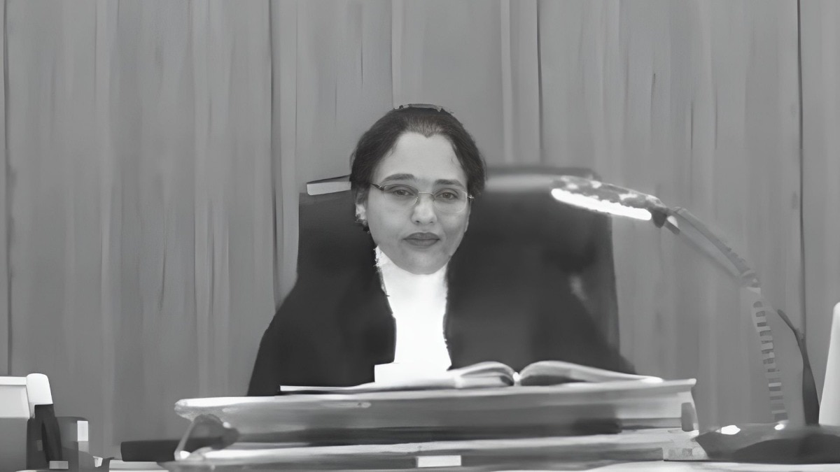 ’12 हजार कमाता है, 10 हजार बेटे को देता है, ये जिएगा कैसे?’ पत्नी मांग रही थी पैसे तो जज ने पूछा सवाल CrimeTak