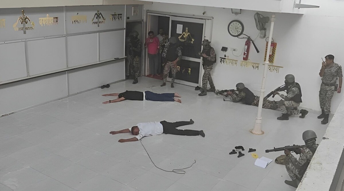 खाटू श्याम मंदिर में छिपे 2 आतंकी, सूचना पर पहुंचे कमांडो, मॉकड्रिल में ATS ने ढेर किया, बताई पूरी कहानी एहतियात के तौर हुई मंदिर में हुई मॉकड्रिल