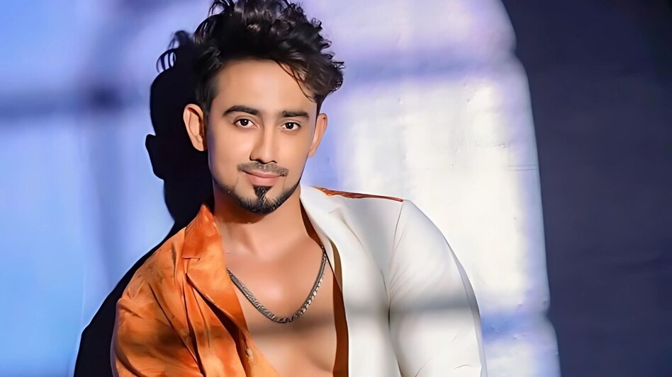 शादी के चंद दिनों बाद जेल जाएंगे अदनान शेख, बहन ने मारपीट का आरोप लगाते हुए दर्ज करवाई FIR शादी के चंद दिनों बाद जेल जाएंगे अदनान शेख, बहन ने मारपीट का आरोप लगाते हुए दर्ज करवाई FIR