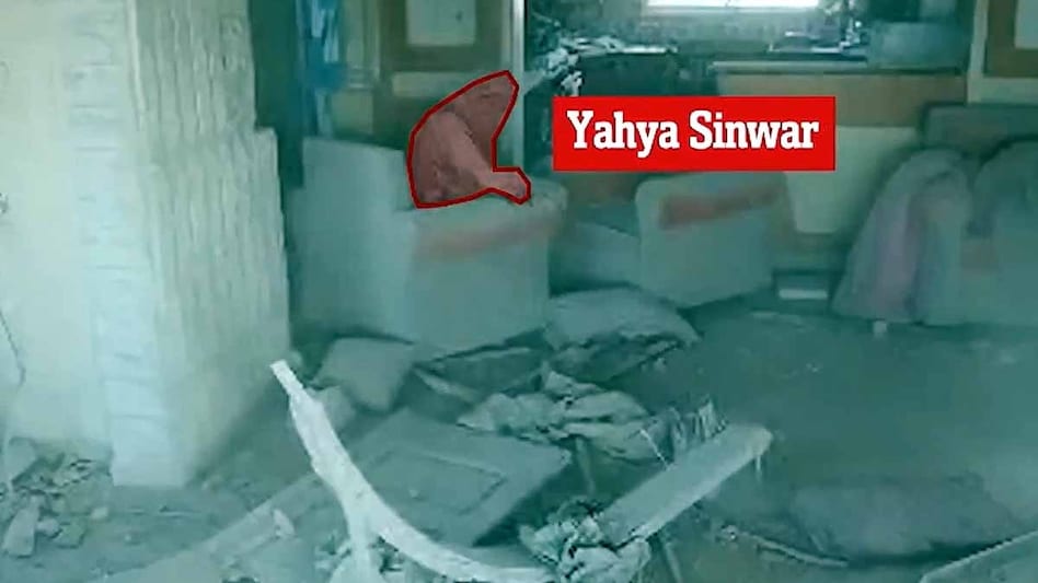 Israel ने लिया सबसे बड़ा ख़ूनी बदला, हमास चीफ़ सिनवार के बम से उड़ाए परखच्चे, तस्वीर देखकर अमेरिका डरा! Israel ने लिया सबसे बड़ा ख़ूनी बदला, हमास चीफ़ सिनवार के बम से उड़ाए परखच्चे, तस्वीर देखकर अमेरिका डरा!