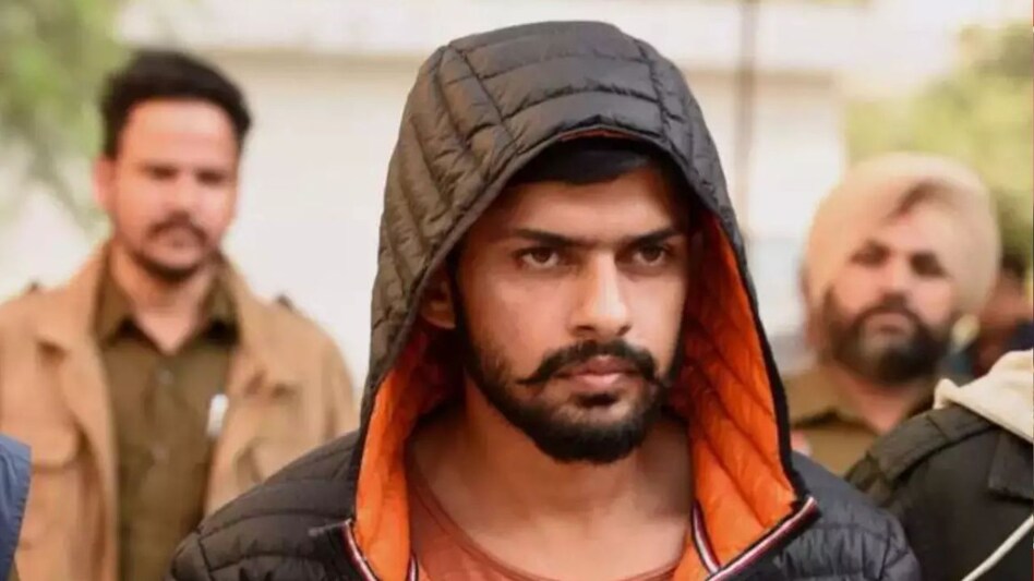 लॉरेंस बिश्नोई का एनकाउंटर करने पर 1 करोड़ के इनाम का ऐलान, किसने की घोषणा? लॉरेंस बिश्नोई का एनकाउंटर करने पर 1 करोड़ के इनाम का ऐलान, किसने की घोषणा?