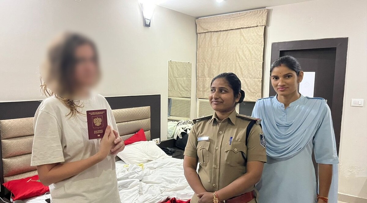 MP: बुरी फंसी रशियन गर्ल, बार में अश्लील डांस करने से किया मना, तो छीन लिया पासपोर्ट ग्वालियर में 18 दिन तक फंसी रही रूसी युवती