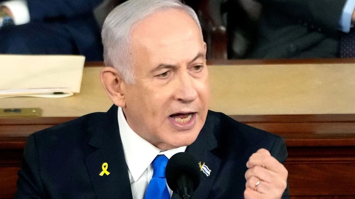 जंग रोकने के मूड में नहीं इजरायल, सेना ने गाजा के हॉस्पिटल को आग के हवाले किया जंग रोकने के मूड में नहीं इजरायल, सेना ने गाजा के हॉस्पिटल को आग के हवाले किया