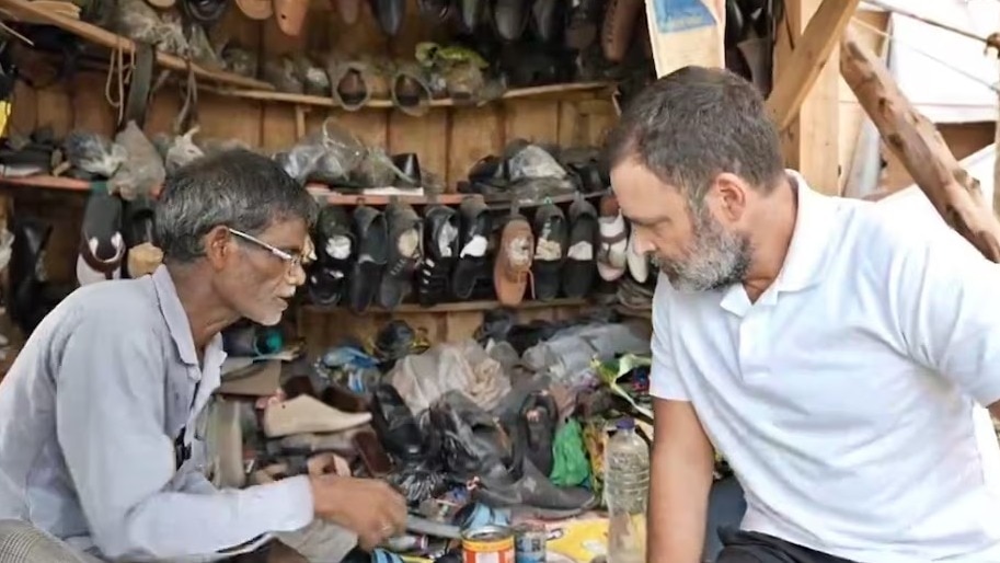 VIDEO: 'માલિક નહીં, મને ભાઈ કહો...', રાહુલ ગાંધી ફરી અલગ અંદાજના કારણે સોશિયલ મીડિયા પર વાયરલ Rahul Gandhi