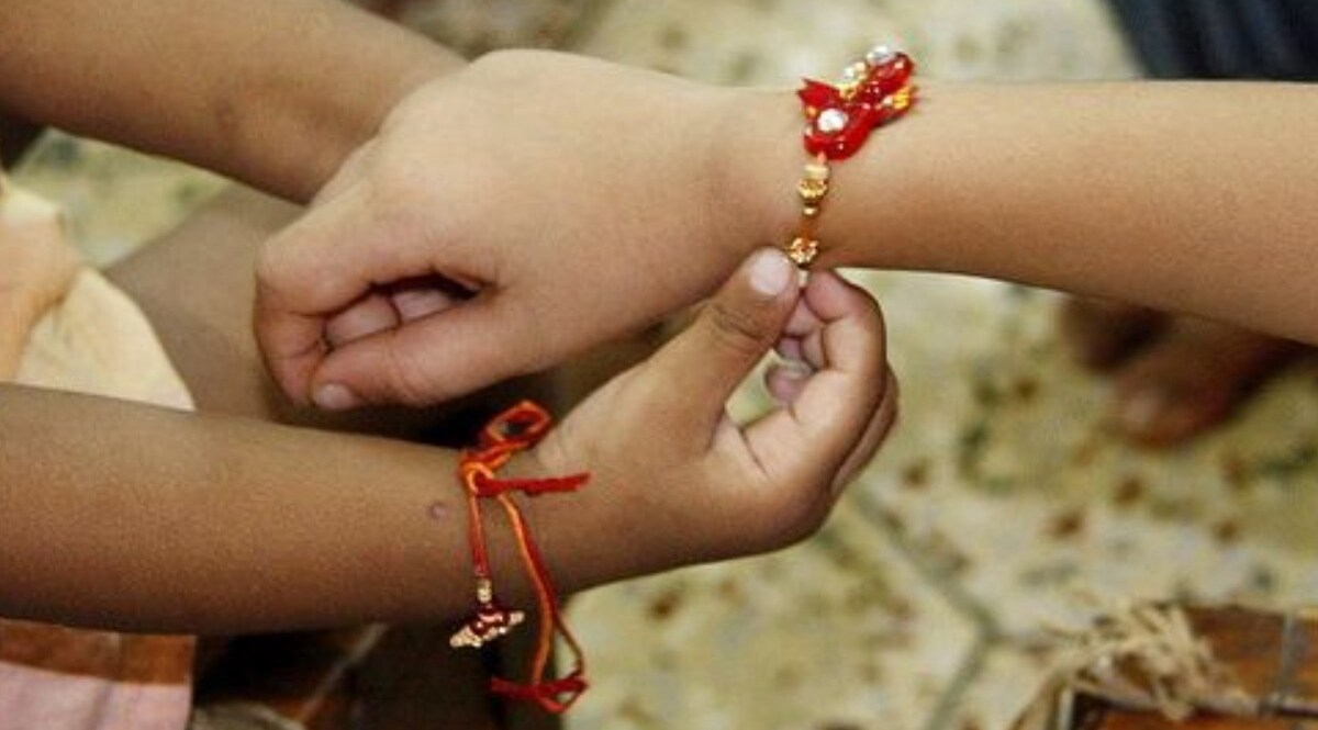 કેટલા દિવસ સુધી પહેરી રાખવી જોઈએ રાખડી? જાણો જ્યોતિષ શાસ્ત્રનો આ નિયમ કેટલા દિવસ સુધી પહેરી રાખવી જોઈએ રાખડી?