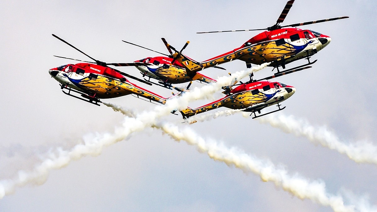 फुल ड्रेस रिहर्सल में भारतीय वायुसेना ने दिखाई हवाई ताकत