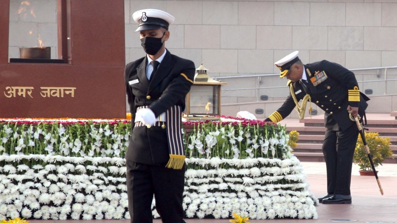 एडमिरल आर हरि कुमार 