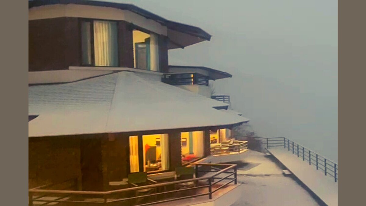 Snowfall in Auli 