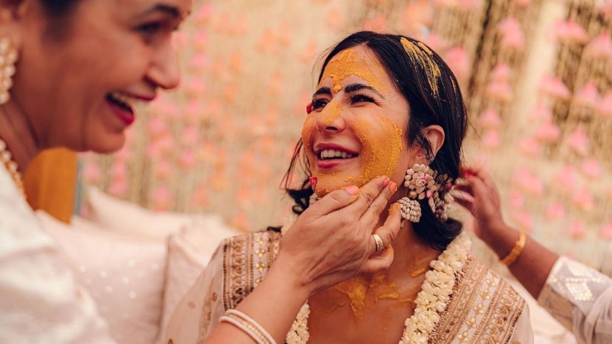 विक्की और कैटरीना की हल्दी 