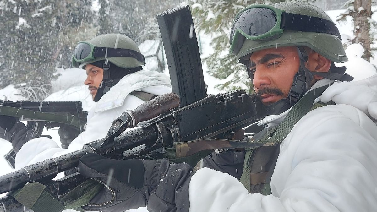 Army in Snow